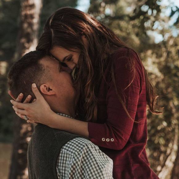 Meet your Posher, Caitlyn - Picture 1 of 1